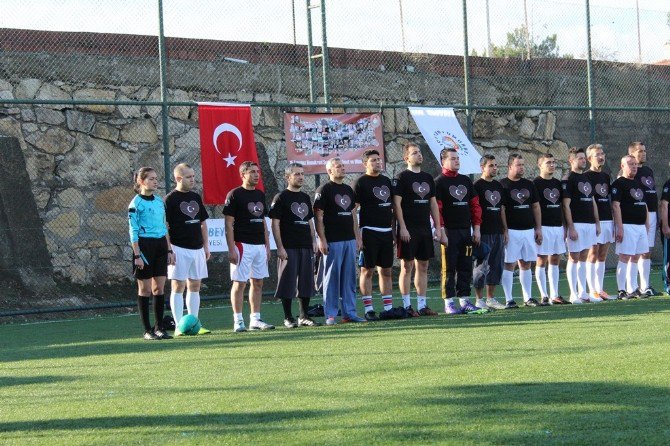 Umurbey’de Demokrasi Kupası Turnuvası Düzenlendi