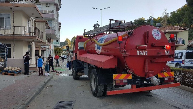 Bodrum Katta Çıkan Yangın Korkuttu