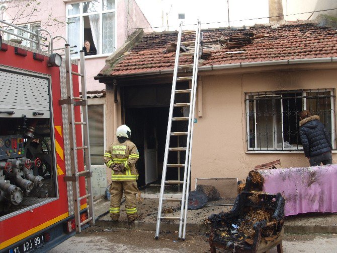 Bandırma’da Ev Yangını