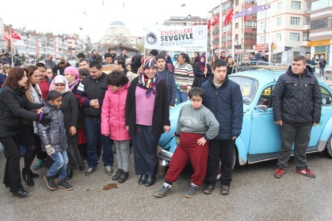 Özel Çocuklar Gönüllerince Eğlendi