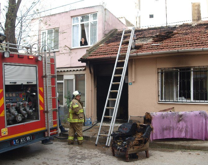 Bandırma’da Ev Yangını