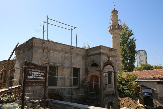 Melikgazi Belediyesi Tarihe Sahip Çıkıyor