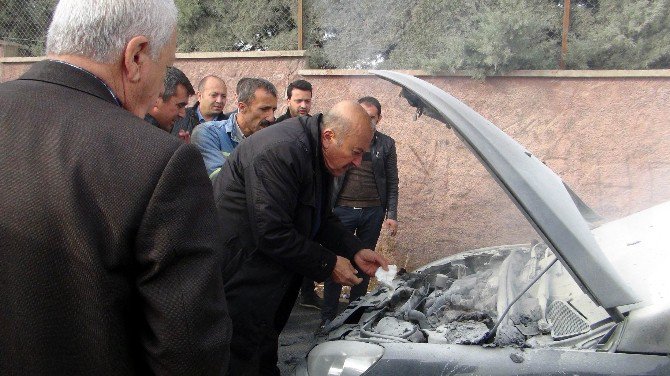 Gaziantep’te Komedi Gibi Yangın Söndürme