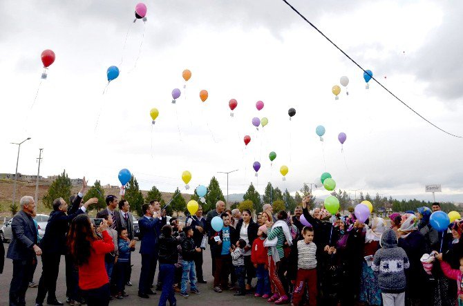 Engelliler Umuda Balon Bıraktı