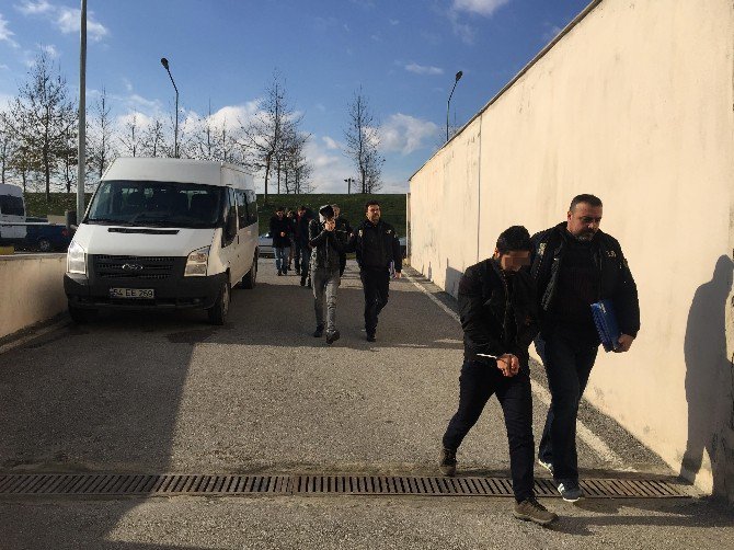 Sakarya’da Pkk/kck Üyesi 5 Öğrenci Adliyeye Sevk Edildi