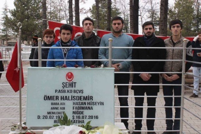 Uluslararası Öğrencilerden Ömer Halis Demir İçin Hatim