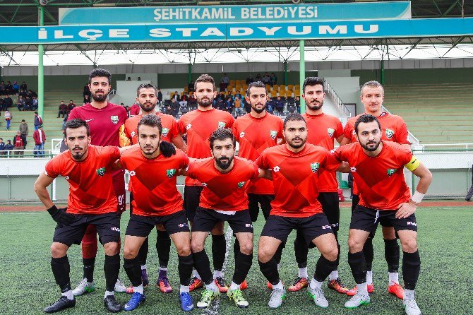 Şehitkamil 3 Puanı 3 Golle Aldı