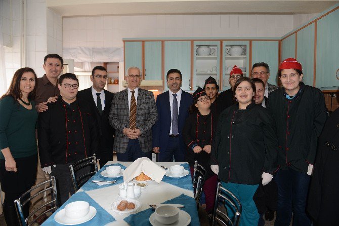 Denizli Ticaret Odası, Özel Çocukları Sevindirdi