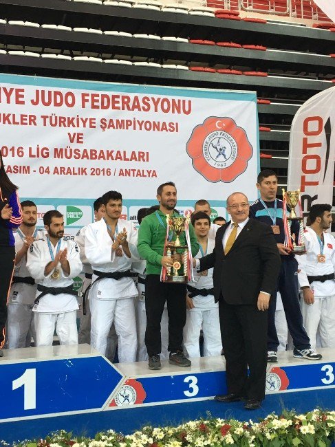 Düzce Judo Takımı Türkiye Üçüncüsü