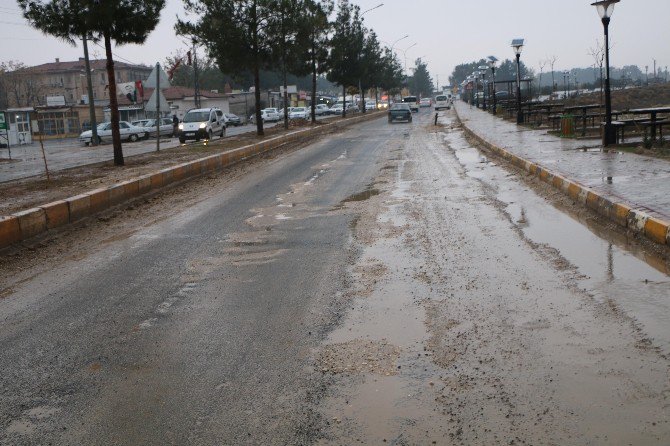 Harran’da Sıcak Asfalt Çalışması