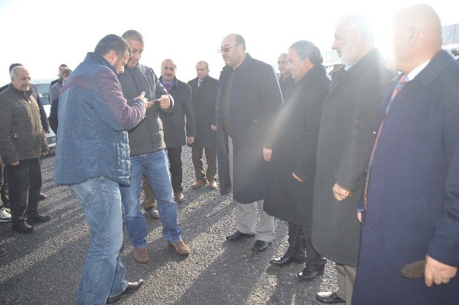 Tayini Çıkan Kaymakam İl Sınırına Kadar Uğurlandı