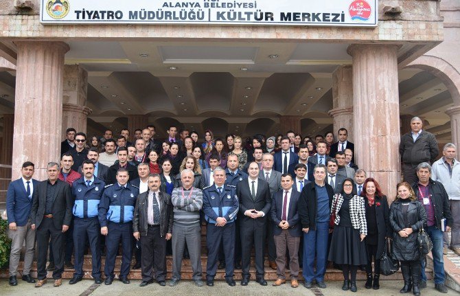 Belediye Personeline “Etkili İletişim Becerileri” Semineri