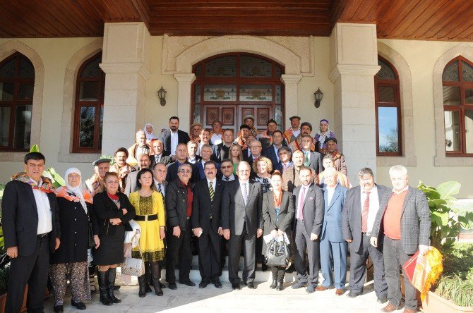 Hemşehri Derneklerinden Vali Münir Karaloğlu’na Ziyaret