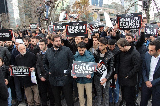 İstanbul’da İsrail’e Karşı ’Ezan’ Protestosu