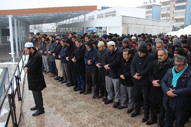 Karabük’te ’Halep’ Protestosu