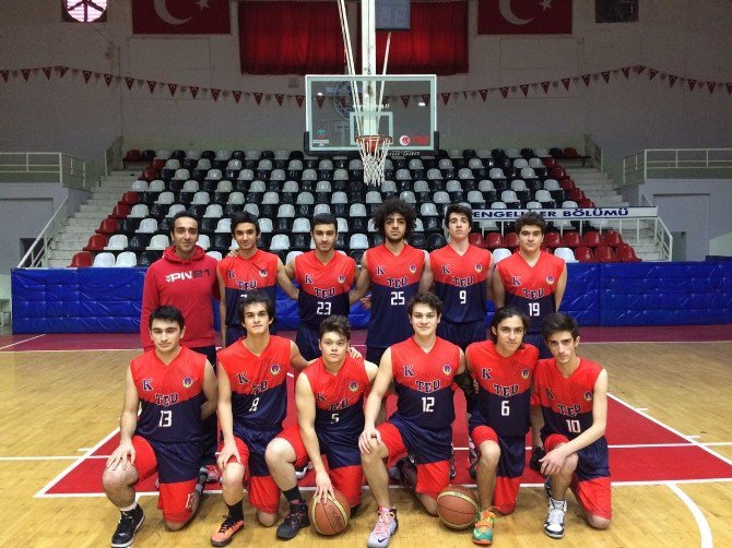 Ted Malatya Koleji Lisesi Basketbol Takımı Çeyrek Finalde