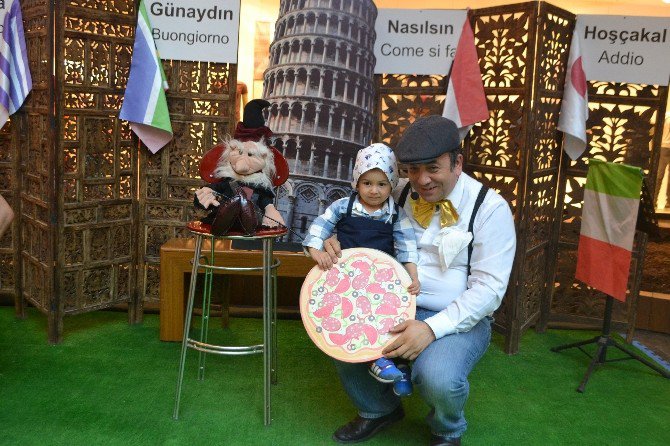 Minikler Dünyayı Gezmeye Piazza’dan Başlıyor