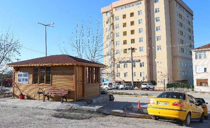 Taksi Duraklarına Estetik Bir Görünüm Kazandırılıyor