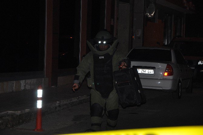 Antalya’da Boş Valiz Polisi Alarma Geçirdi