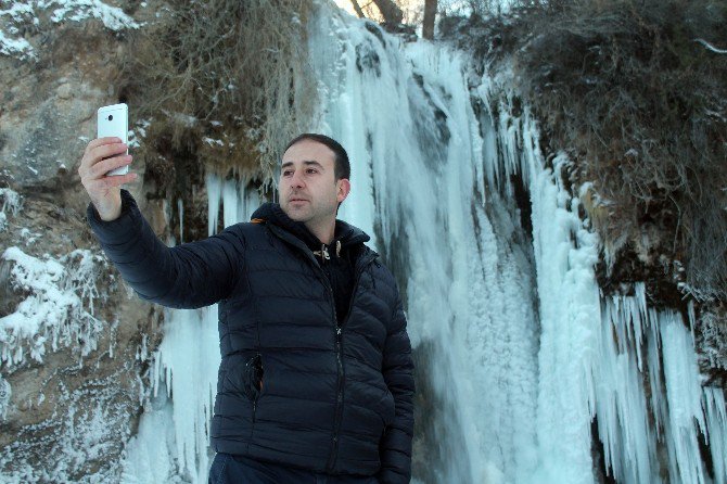 Sırakayalar Şelaleleri Kışın Da Büyülüyor