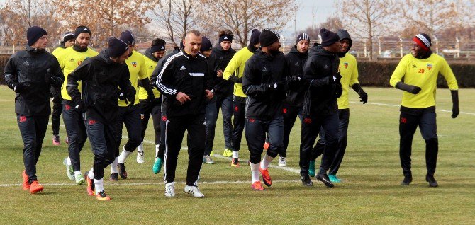 Kayserispor’da Atiker Konyaspor Maçı Hazırlıkları Sürüyor