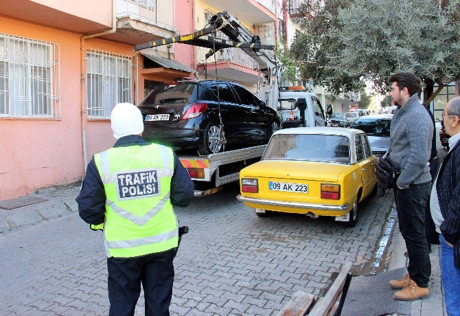 Aydın’da Garip İkiz Plaka Vakası