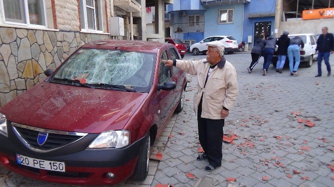 Madde Bağımlısı Genç Mahalleyi Harabeye Çevirdi