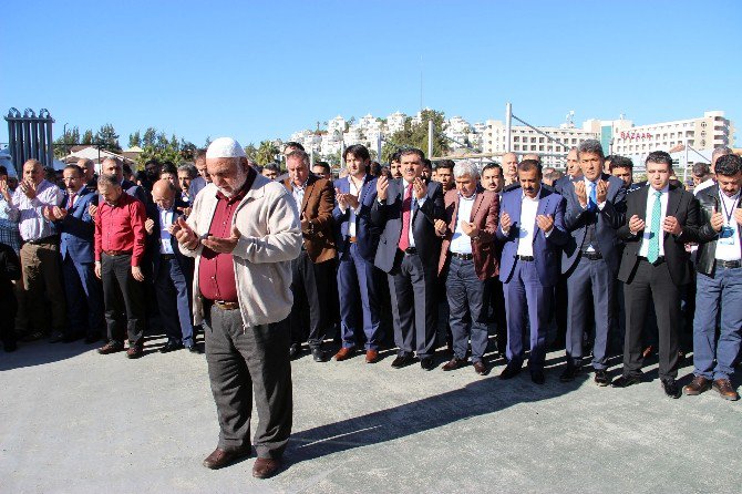 Halep’te Hayatını Kaybedenler İçin Alanya’da Gıyabi Cenaze Namazı Kılındı