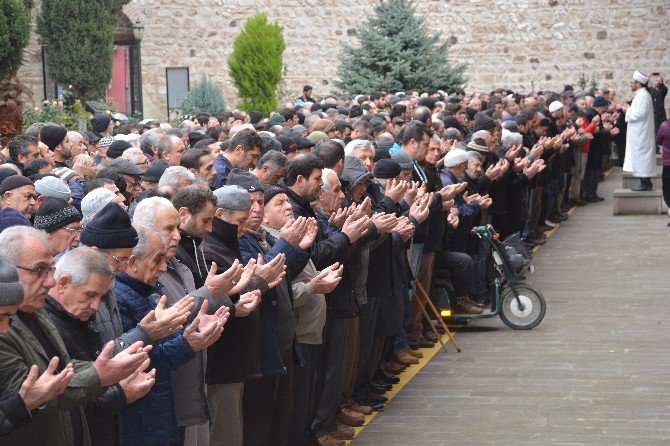 Sinop’ta Halep’te Ölenler İçin Gıyabi Cenaze Namazı