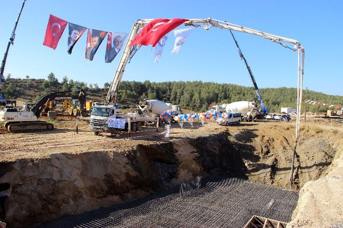 Alanya Hali’nin Temeli Atıldı