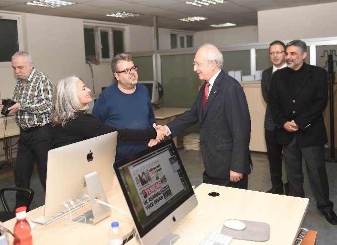 Kemal Kılıçdaroğlu Yeniçağ Gazetesini Ziyaret Ediyor