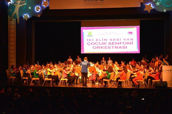 Çocuk Senfoni Orkestrası Ankara’da Unıcef İçin Çaldı