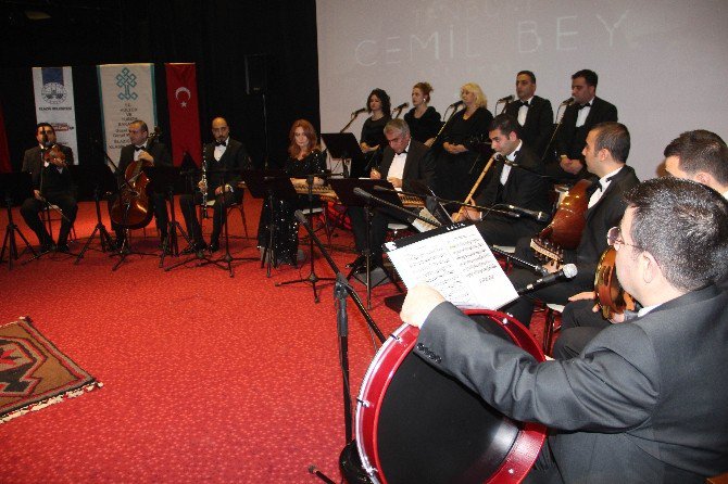 Elazığ’da Tanburi Cemil Bey Anısına Konser Verildi