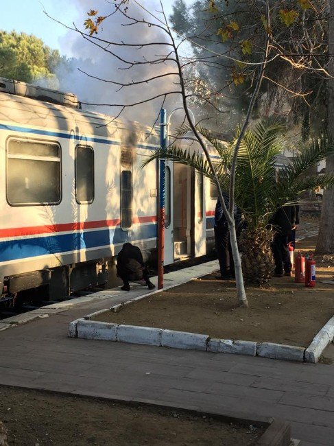 İzmir’de Yolcu Treninde Yangın