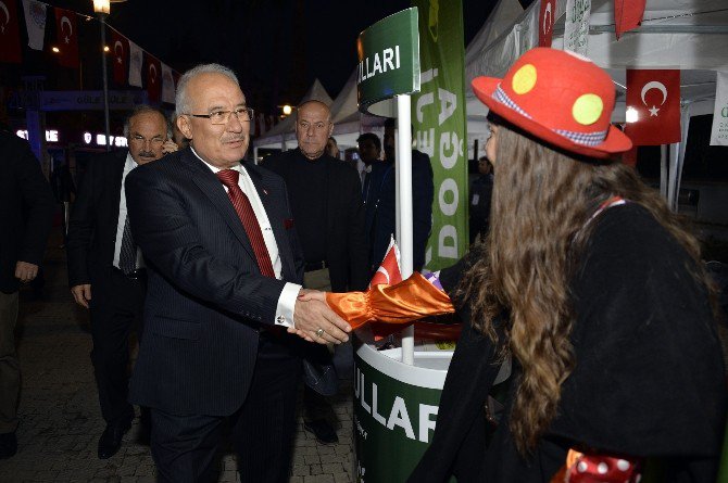 Mersin Büyükşehir Belediyesi, Maraton Fuarı Açtı