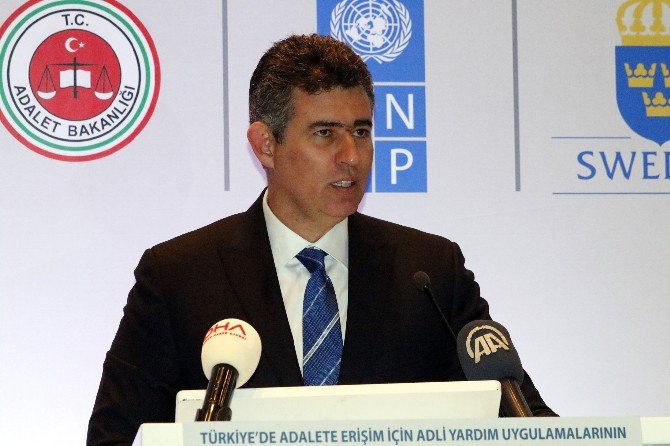 Tbb Başkanı Feyzioğlu: "Sığınmacılara En Büyük Fedakarlığı Yargı Mensupları Üstleniyor"