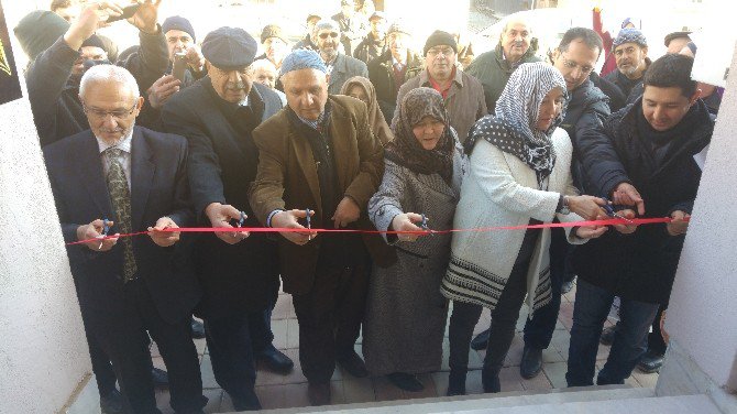 Bolvadin’de 2 Ayda Bitirilen Caminin Açılışı Yapıldı