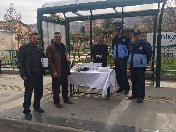 Gercüş Belediyesi Kandil Lokumu Dağıttı