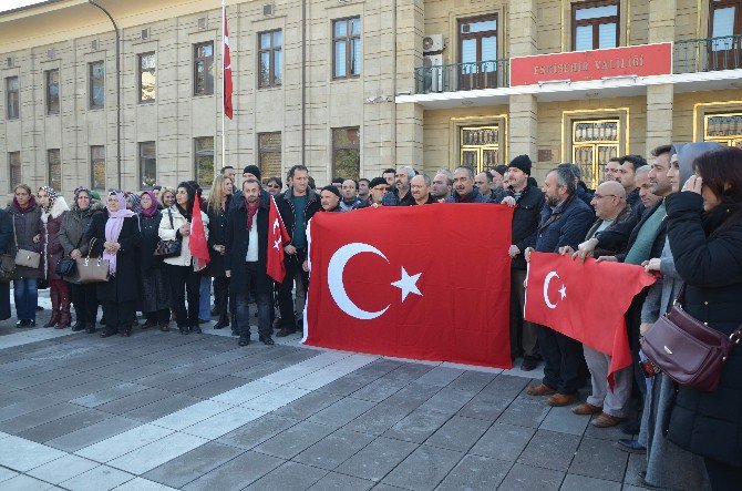 Eskişehirlilerden Teröre Tepki