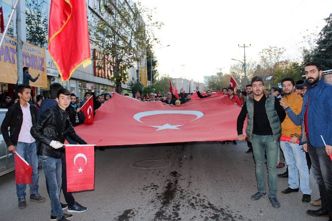 Adıyaman’da Binlerce Vatandaş Teröre Lanet Yürüyüşü Yaptı