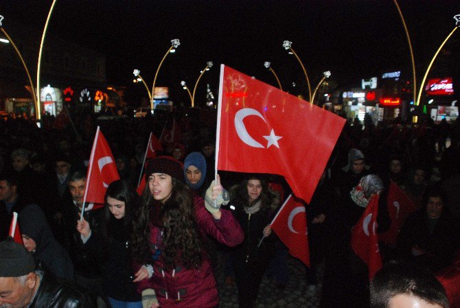 Tokat’ta Vatandaş Teröre Tepki Yürüyüşü Düzenledi