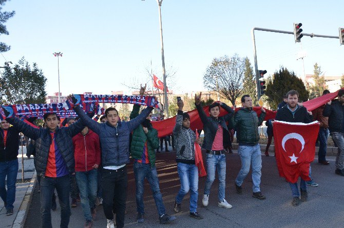 Mardin’de Teröre Tepki Yürüyüşü