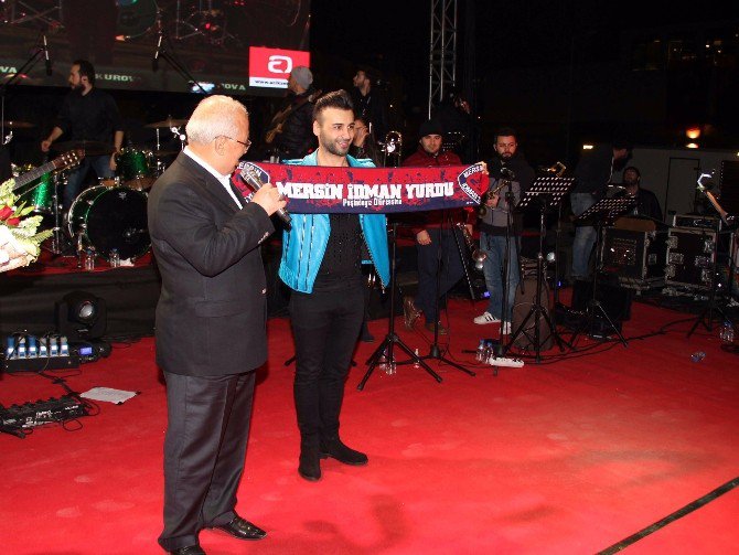 Mersin’de Emre Kaya Fırtınası Esti