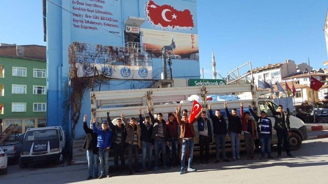 Sungurlu Ülkü Ocaklarından Türkmenlere Gıda Yardımı