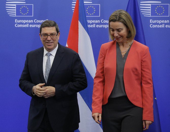 Ab İle Küba Arasında İlk Kez Anlaşma İmzalandı