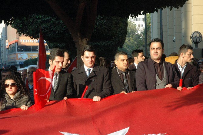 Adana Adliyesi Çalışanları Şehit Cenazesine Yürüyüş Yaparak Katıldı