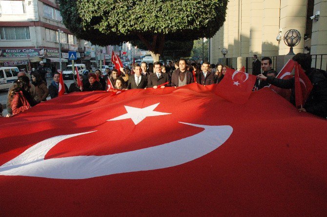 Adana Adliyesi Çalışanları Şehit Cenazesine Yürüyüş Yaparak Katıldı
