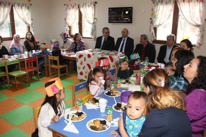 Başkan Karaçoban Yerli Malı Haftası Etkinliğine Katıldı