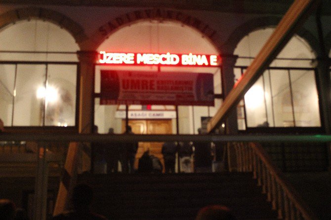 Kandilde Camiler Doldu Taştı