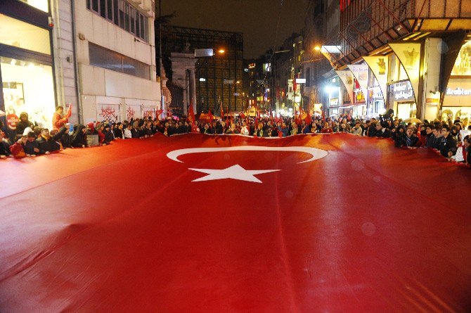 Tüm Taraftarlar Tek Yürek Teröre Lanet Okudu